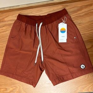 Brand New Mens Vuori Shorts (medium)